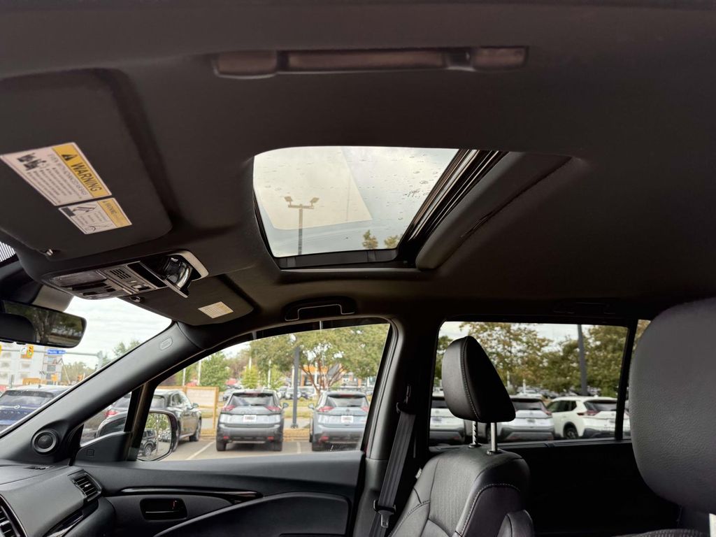 2022 Honda Passport Elite photo 4