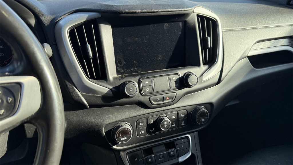 2022 Gmc Terrain SLT photo 3