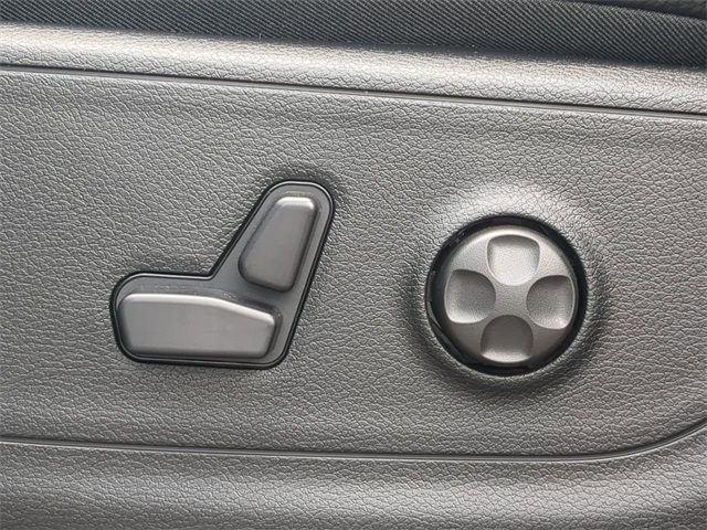 2026 Ram 1500 RHO photo 19