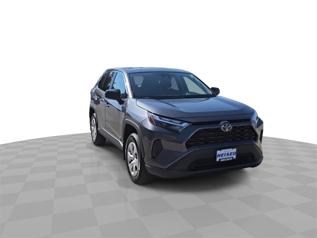 2024 Toyota RAV4 LE photo 2