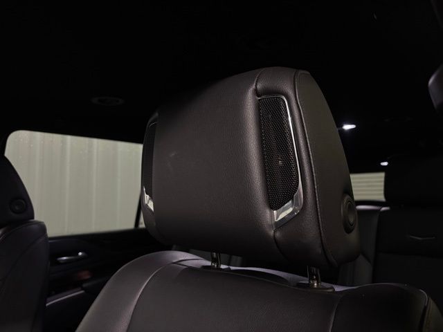 2021 Cadillac Escalade ESV Luxury photo 6