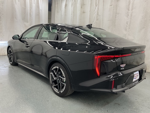 2025 Kia K4 GT-Line photo 4