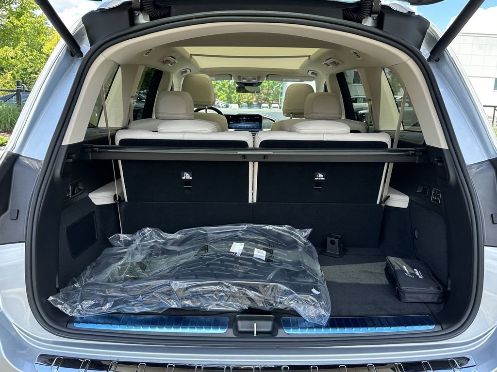 2025 Mercedes Benz GLS 450 4MATIC photo 21