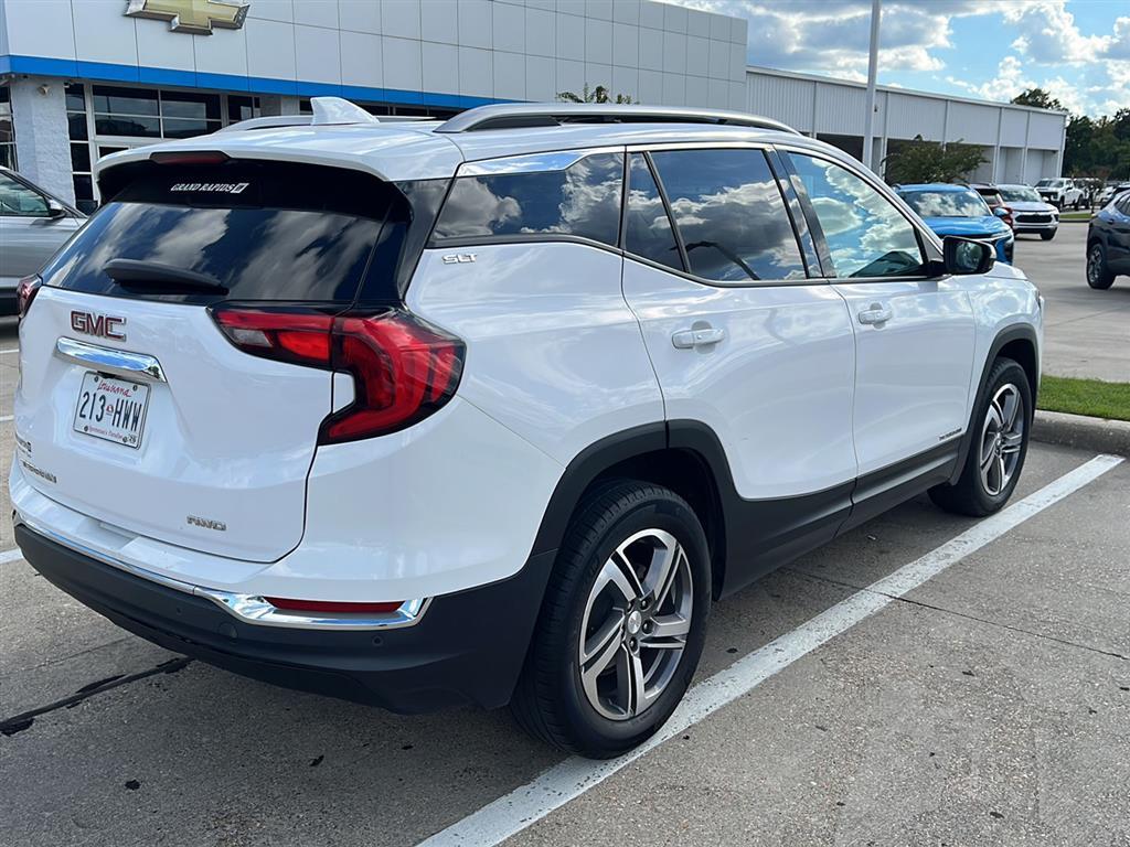 2021 Gmc Terrain SLT photo 2
