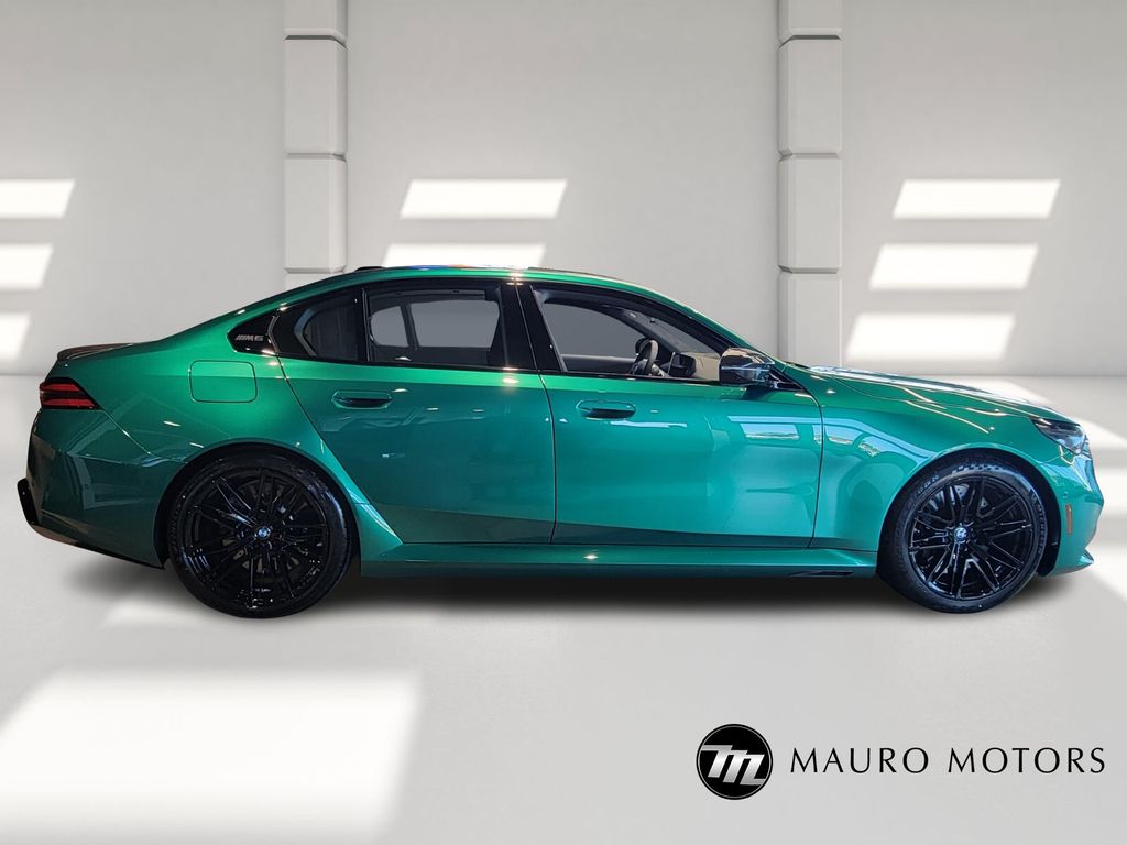 2026 Bmw M5 5 photo 2