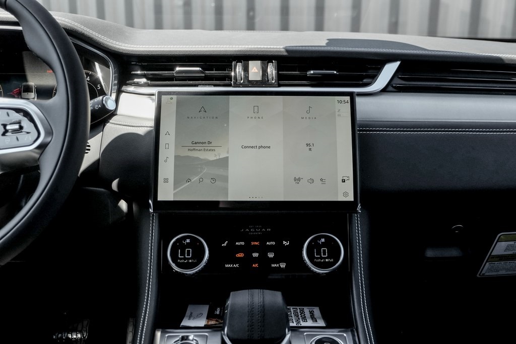 2025 Jaguar F-PACE P400 R-Dynamic S photo 16