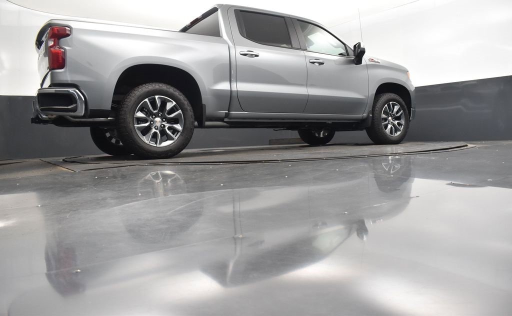 2026 Chevrolet Silverado 1500 LT photo 41