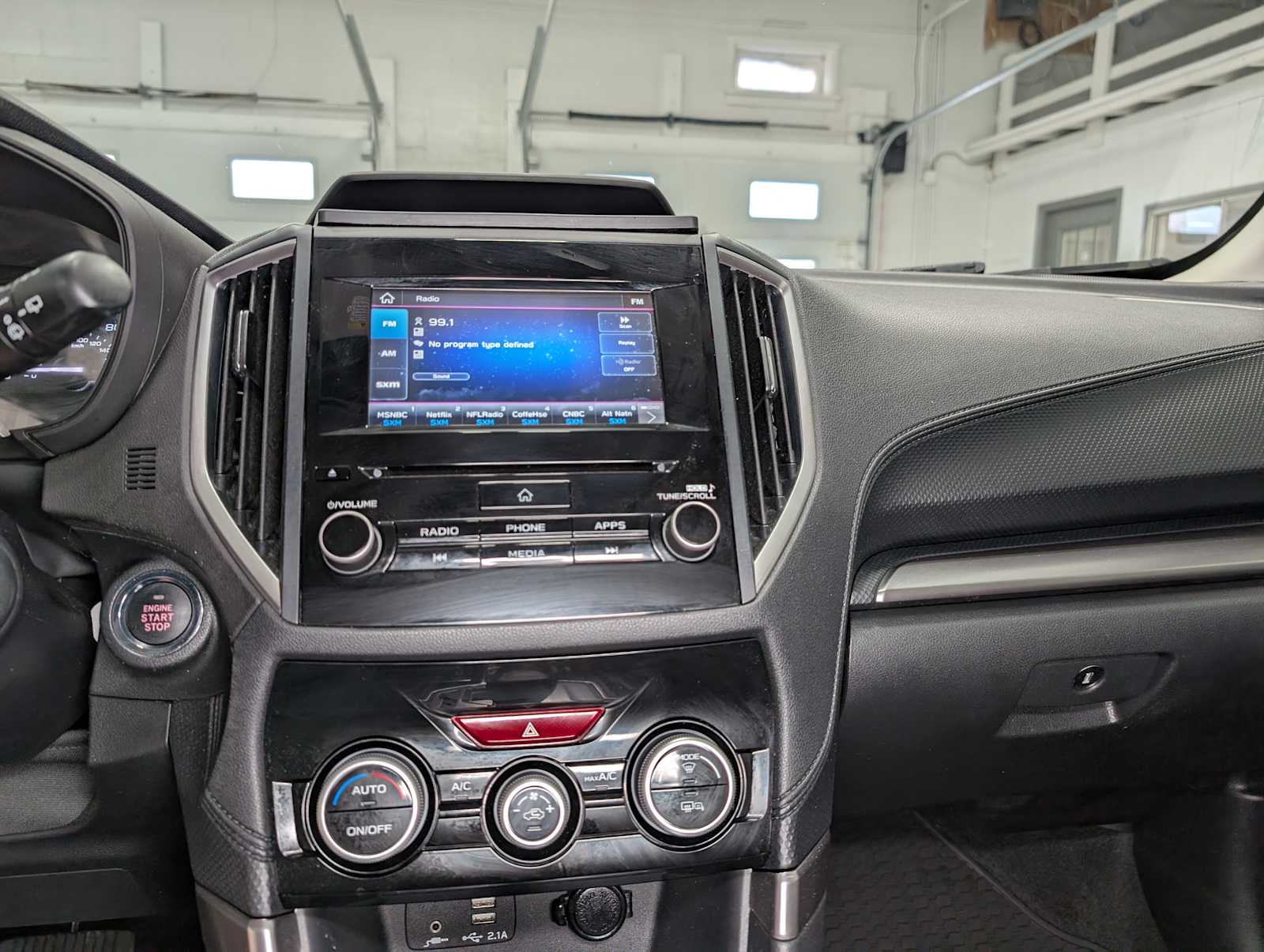 2021 Subaru Forester Premium photo 29