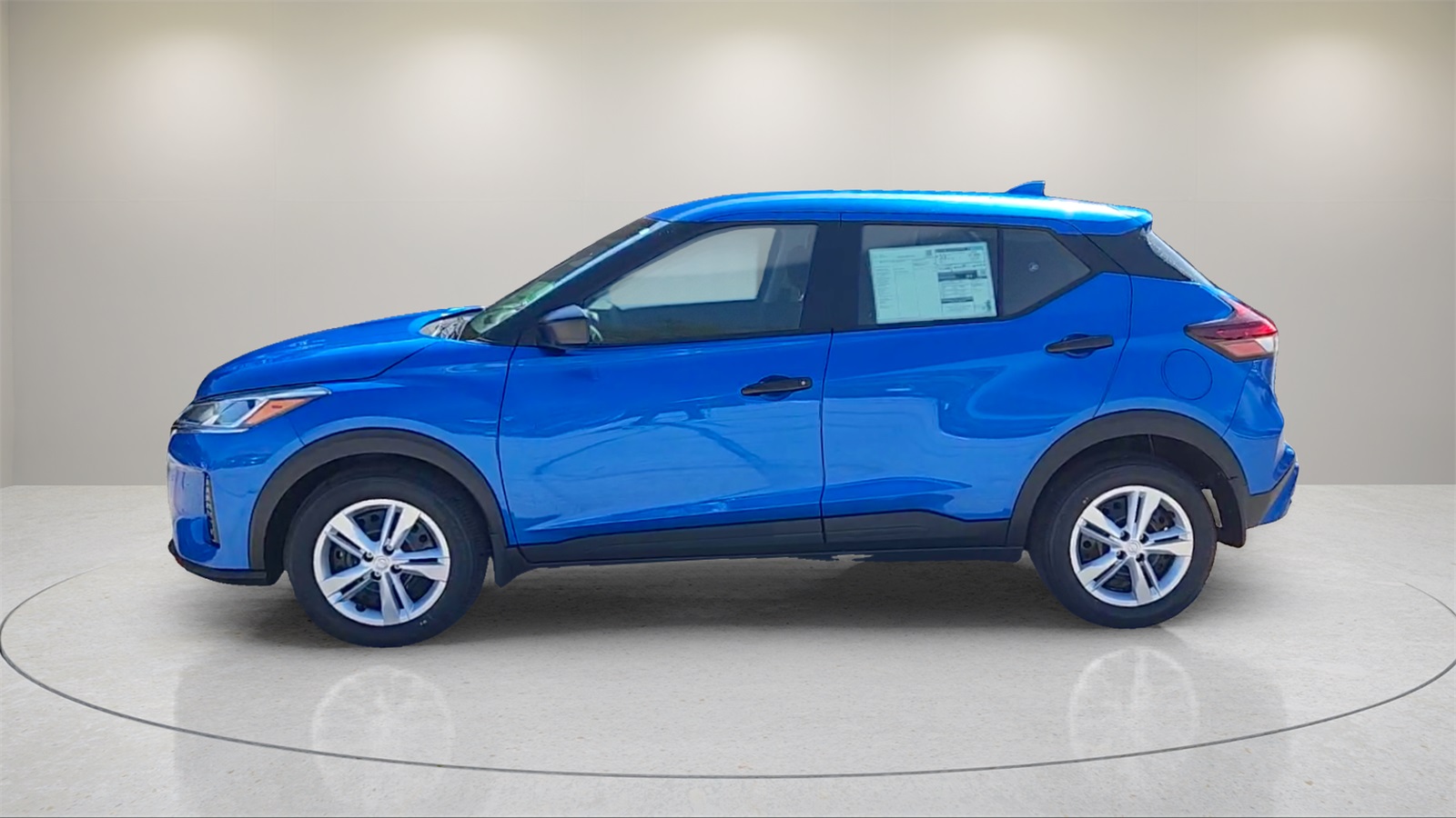 2025 Nissan Kicks Play S photo 4