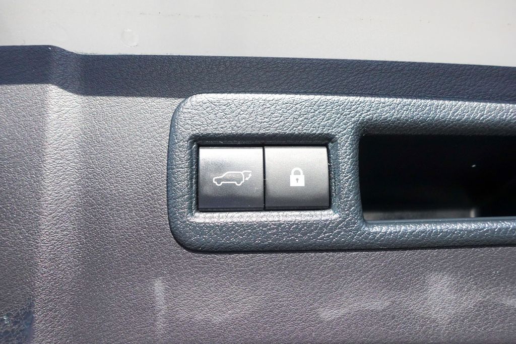 2020 Lexus NX 300h Premium photo 30