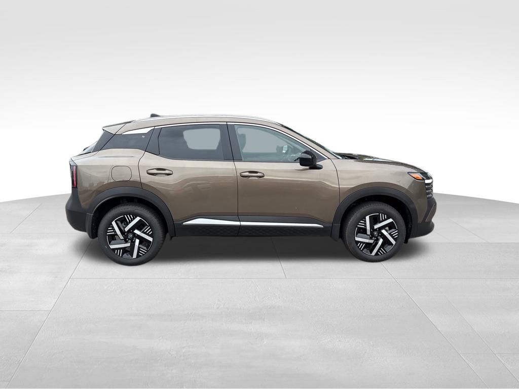 2026 Nissan Kicks SV photo 4