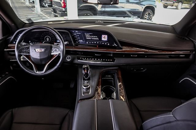 2022 Cadillac Escalade Luxury photo 23
