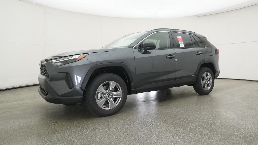 2025 Toyota RAV4 Hybrid LE photo 6