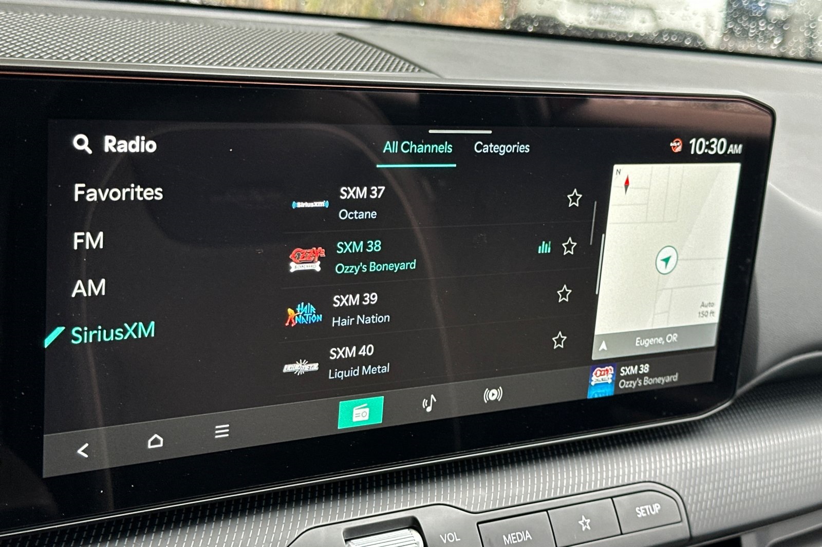 2025 Kia K4 GT-Line photo 13