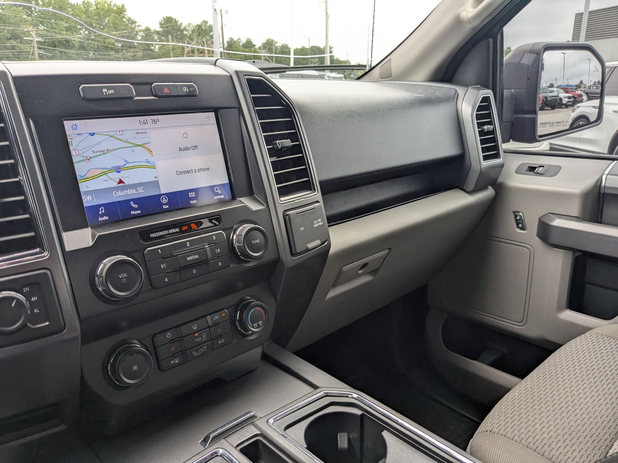 2020 Ford F-150 XLT photo 19