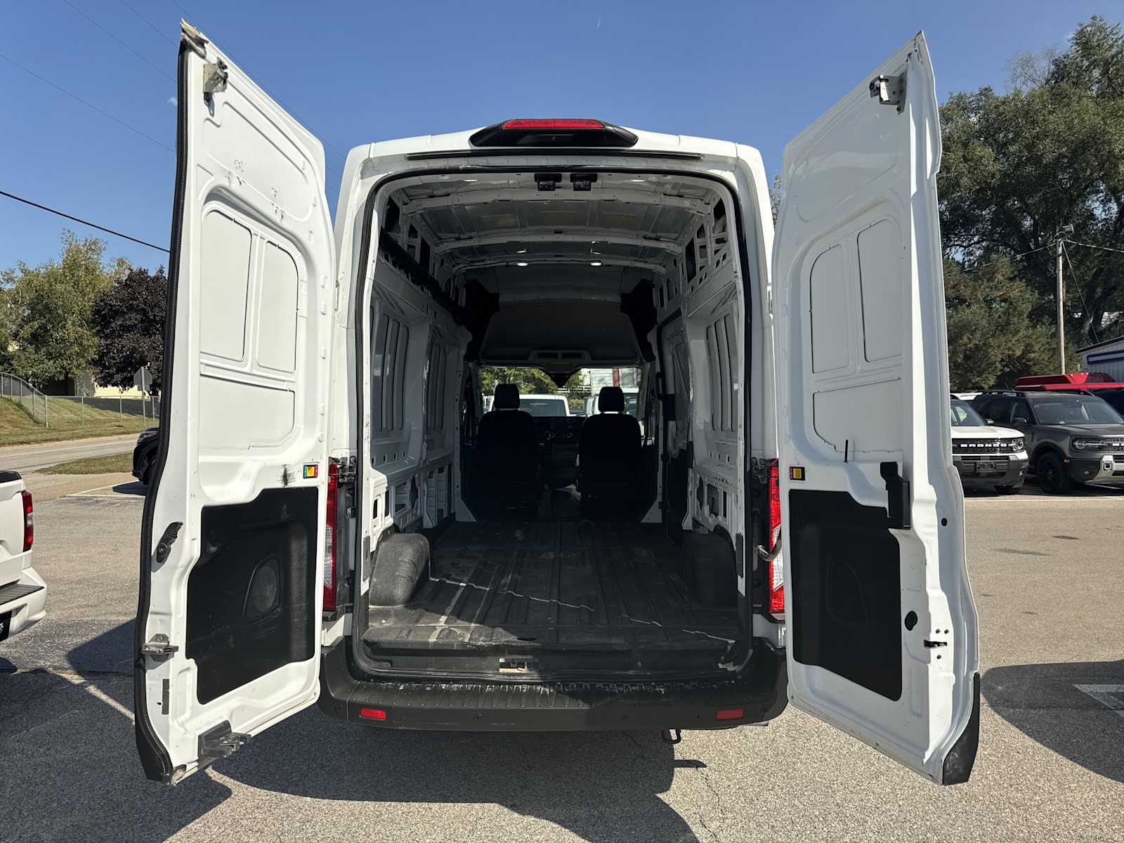 2020 Ford Transit photo 9