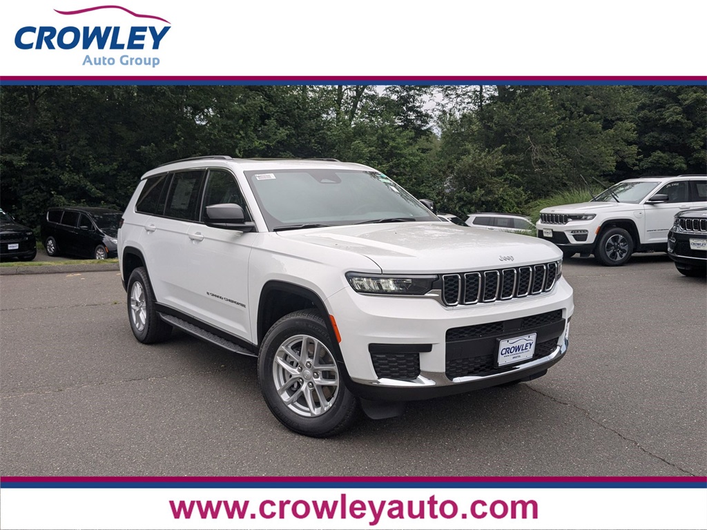 2025 Jeep Grand Cherokee L Laredo's photo