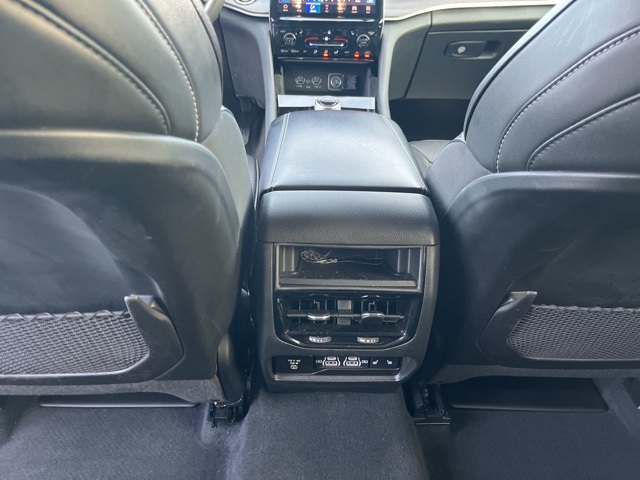 2023 Jeep Grand Cherokee Limited photo 12