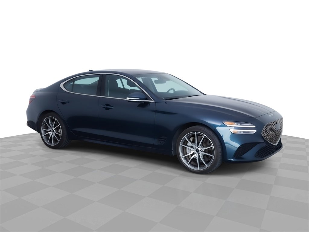 2025 GENESIS G70 Standard's photo