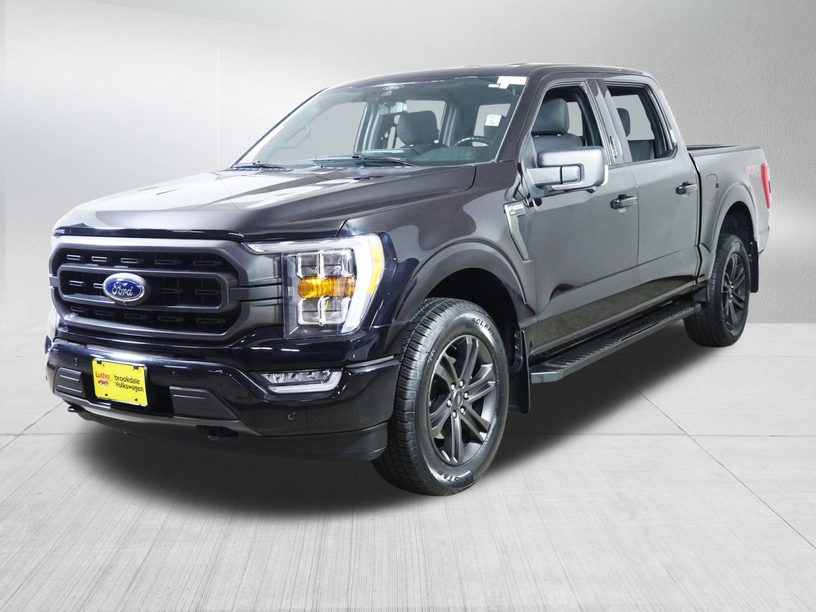 2021 Ford F-150 XLT photo 3