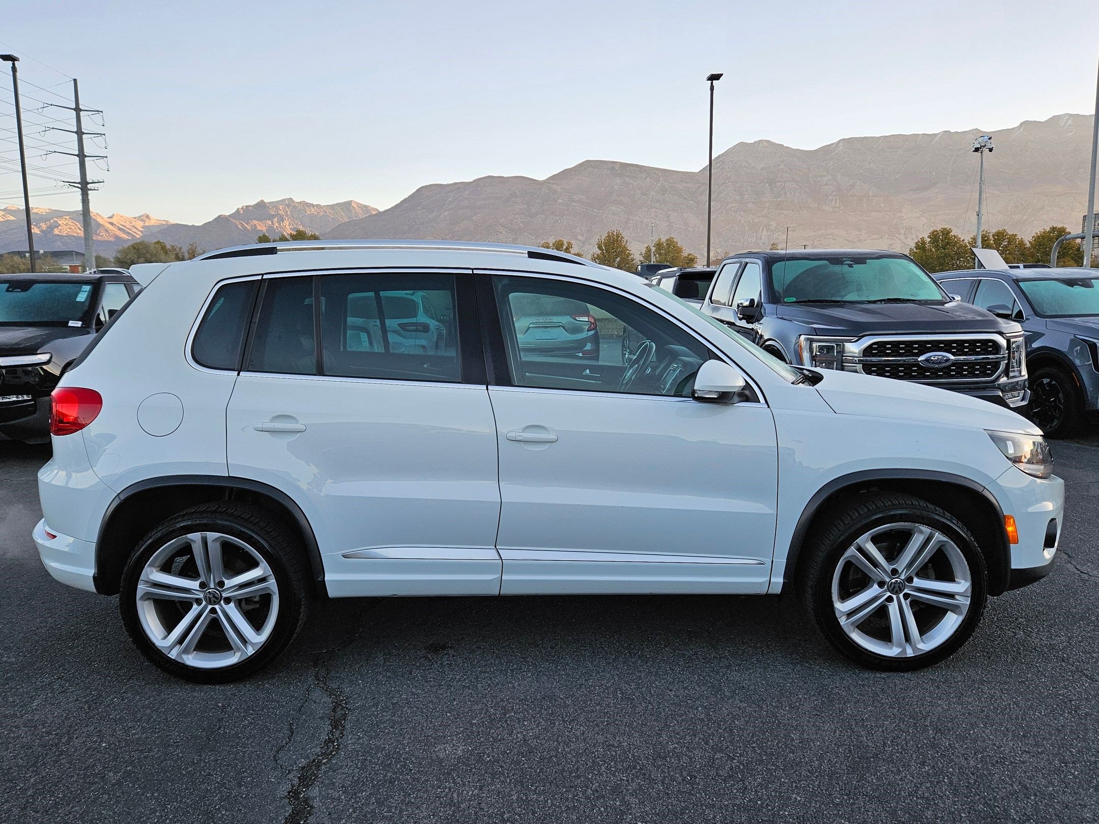 Used 2016 Volkswagen Tiguan R-Line with VIN WVGAV7AX8GW521447 for sale in American Fork, UT