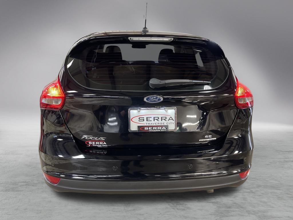2016 Ford Focus SE photo 4
