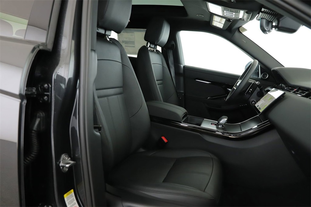 2024 Land Rover Range Rover Evoque Dynamic SE photo 23