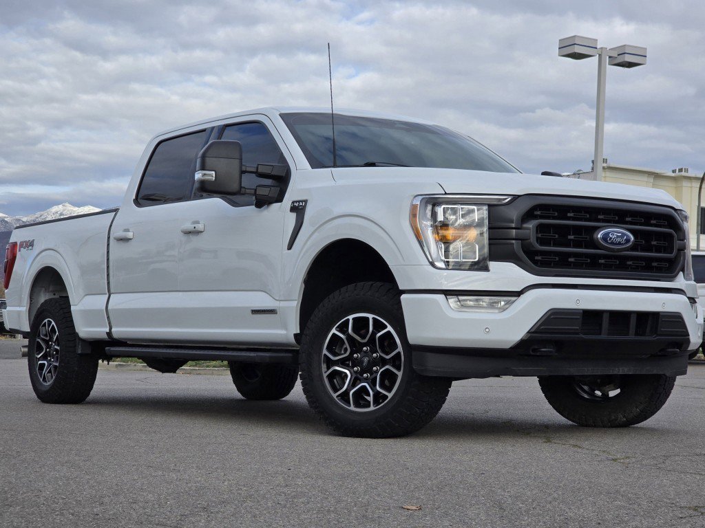 2023 Ford F-150 XLT photo 2