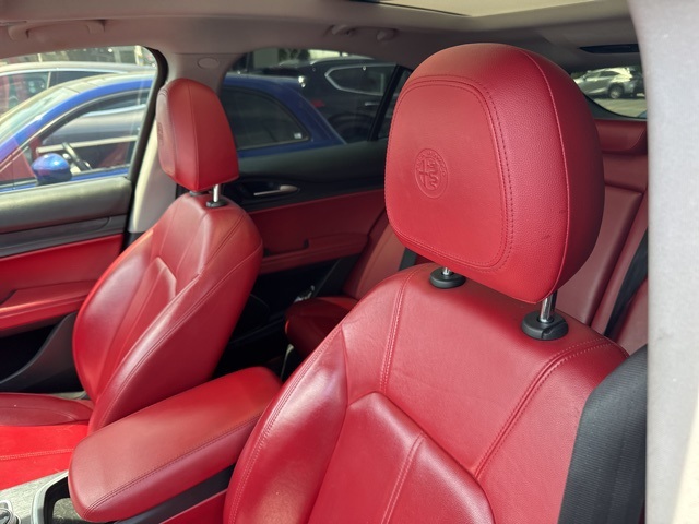 2021 Alfa Romeo Stelvio Sport Base photo 4