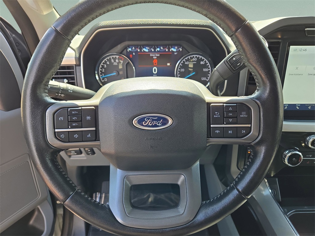 2022 Ford F-150 XLT photo 11