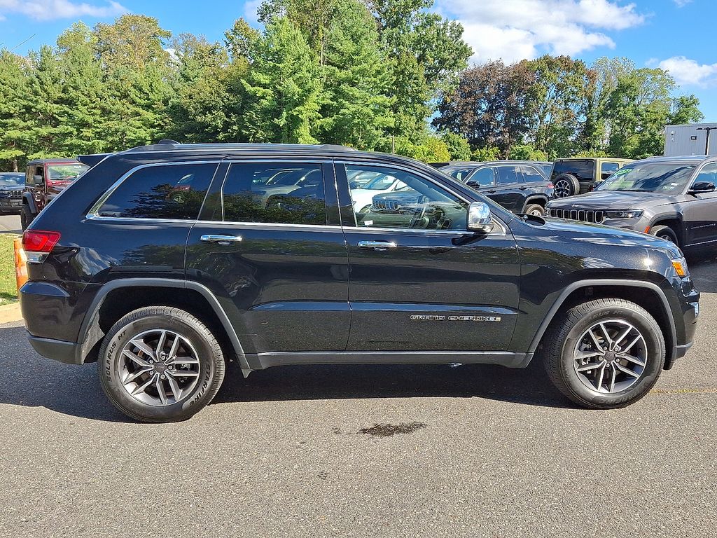 2021 Jeep Grand Cherokee Limited photo 4