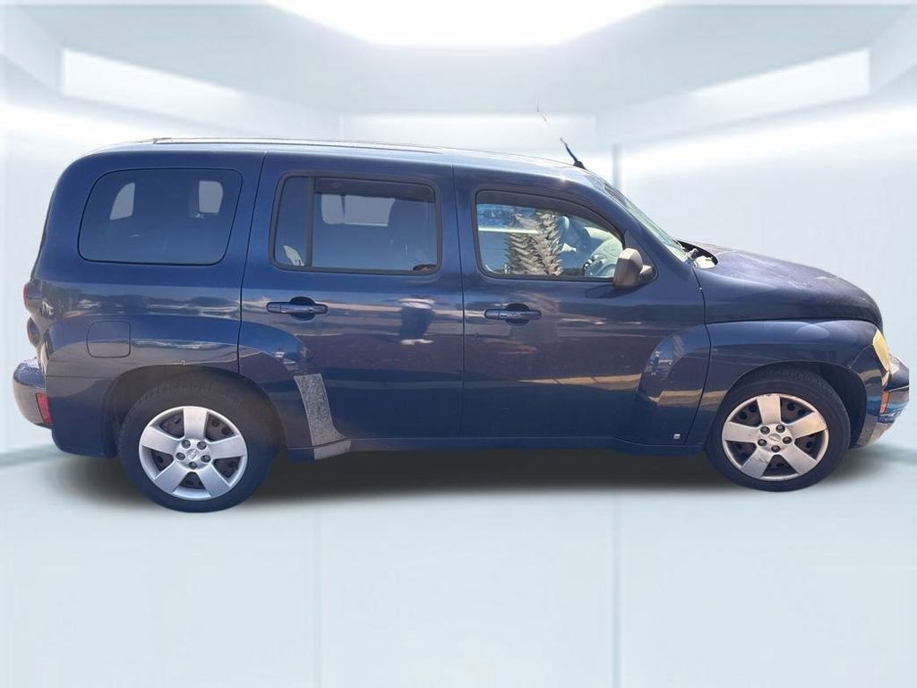 2009 Chevrolet HHR LS photo 4