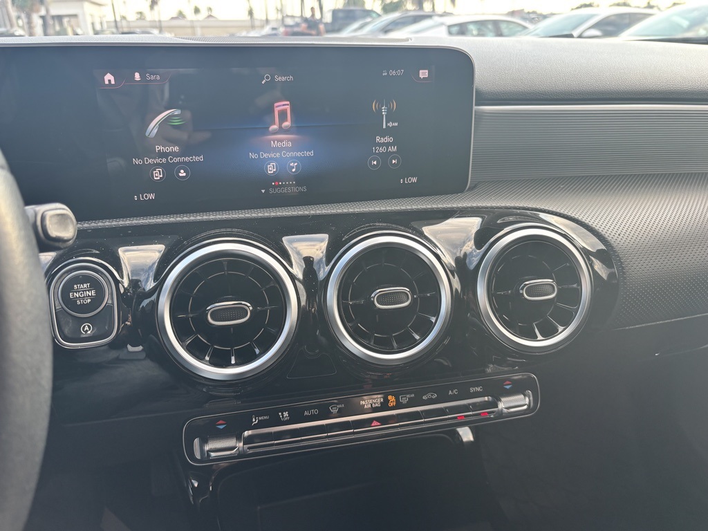 2020 Mercedes Benz A 220 photo 9