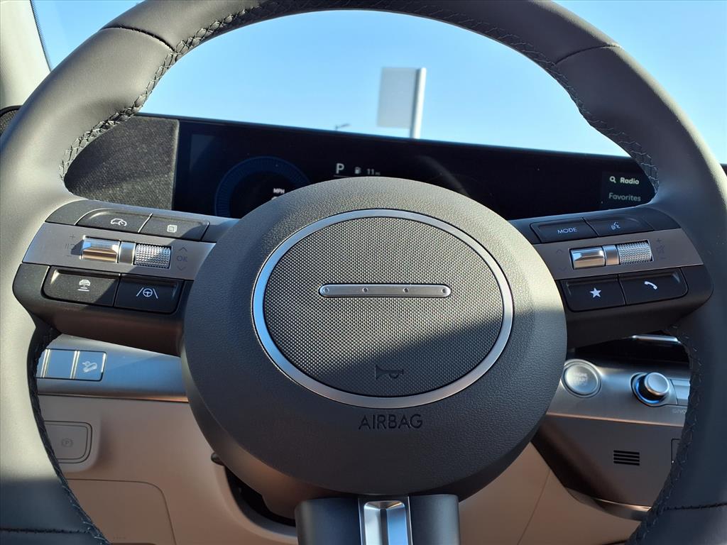 2026 Hyundai Kona SEL photo 15