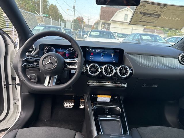 2025 Mercedes Benz GLA 250 4MATIC photo 13
