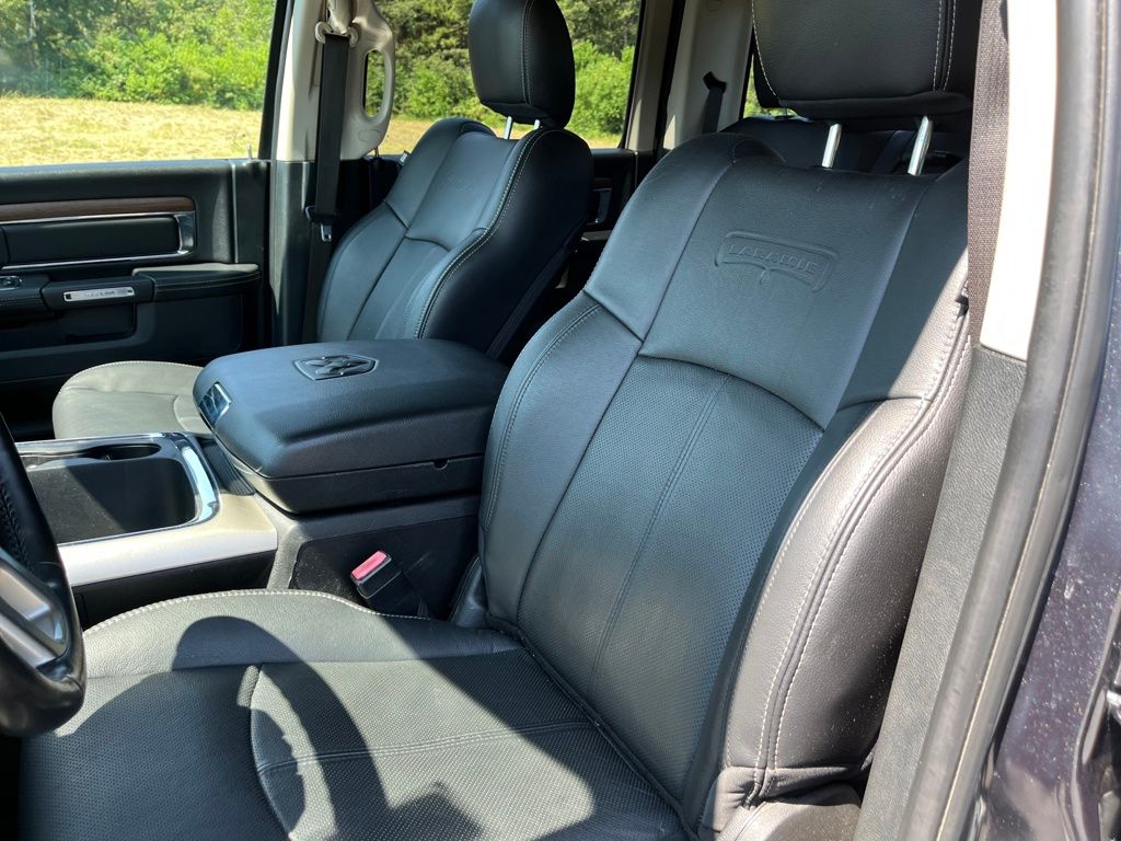 2018 Ram 1500 Laramie photo 9