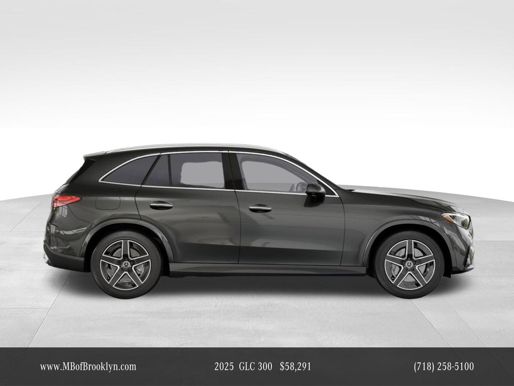 2025 Mercedes Benz GLC 300 4MATIC photo 2