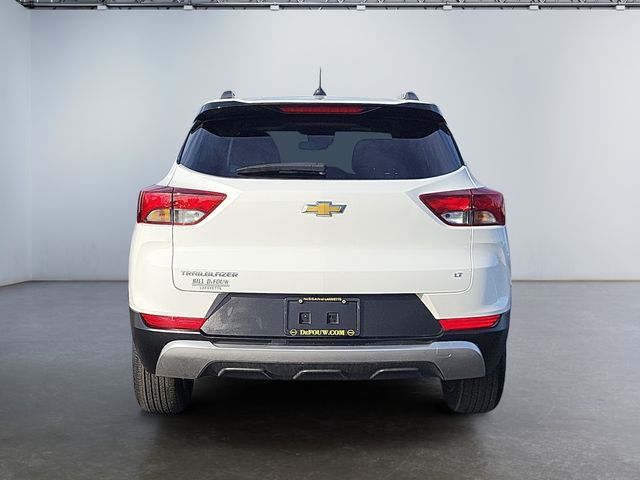 2023 Chevrolet Trailblazer LT photo 4
