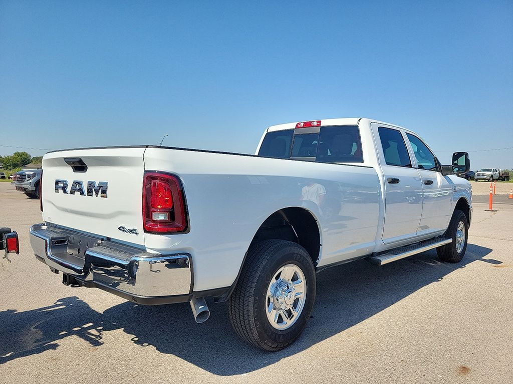 2025 Ram 2500 Tradesman photo 4