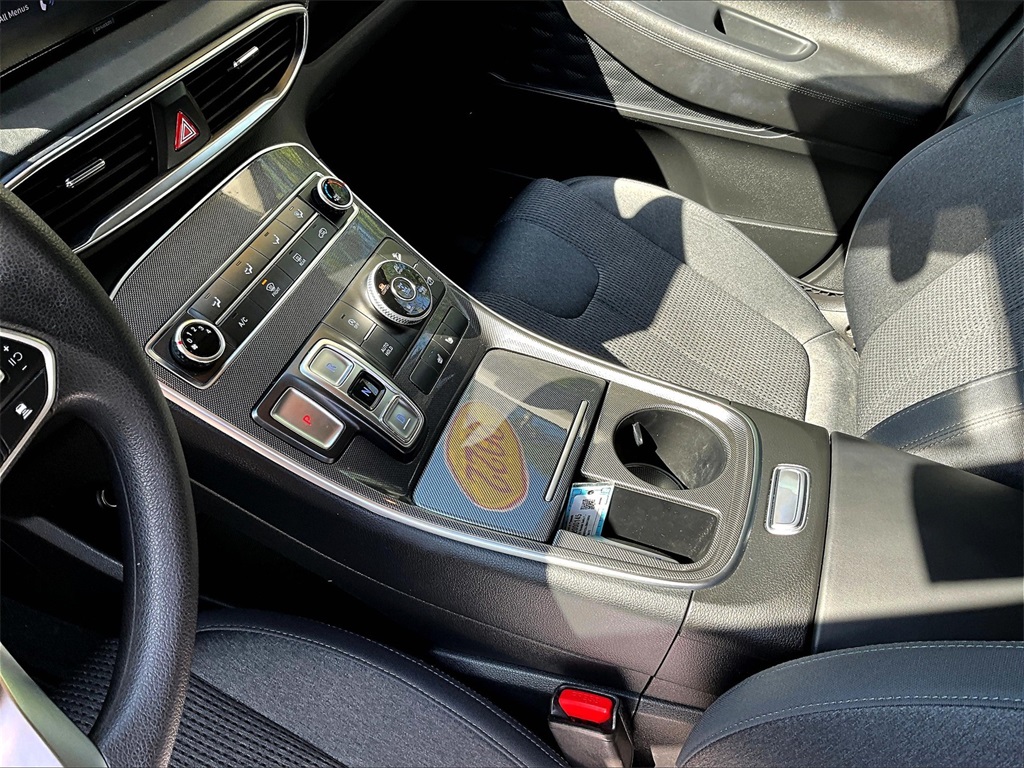 2022 Hyundai Santa Fe SEL photo 16