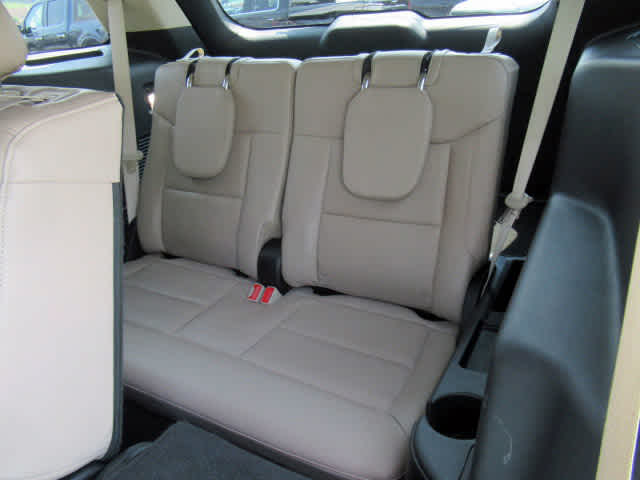 2023 Ford Explorer Limited photo 6