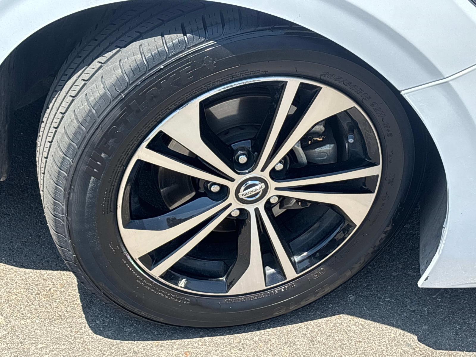 2023 Nissan Sentra SV photo 27