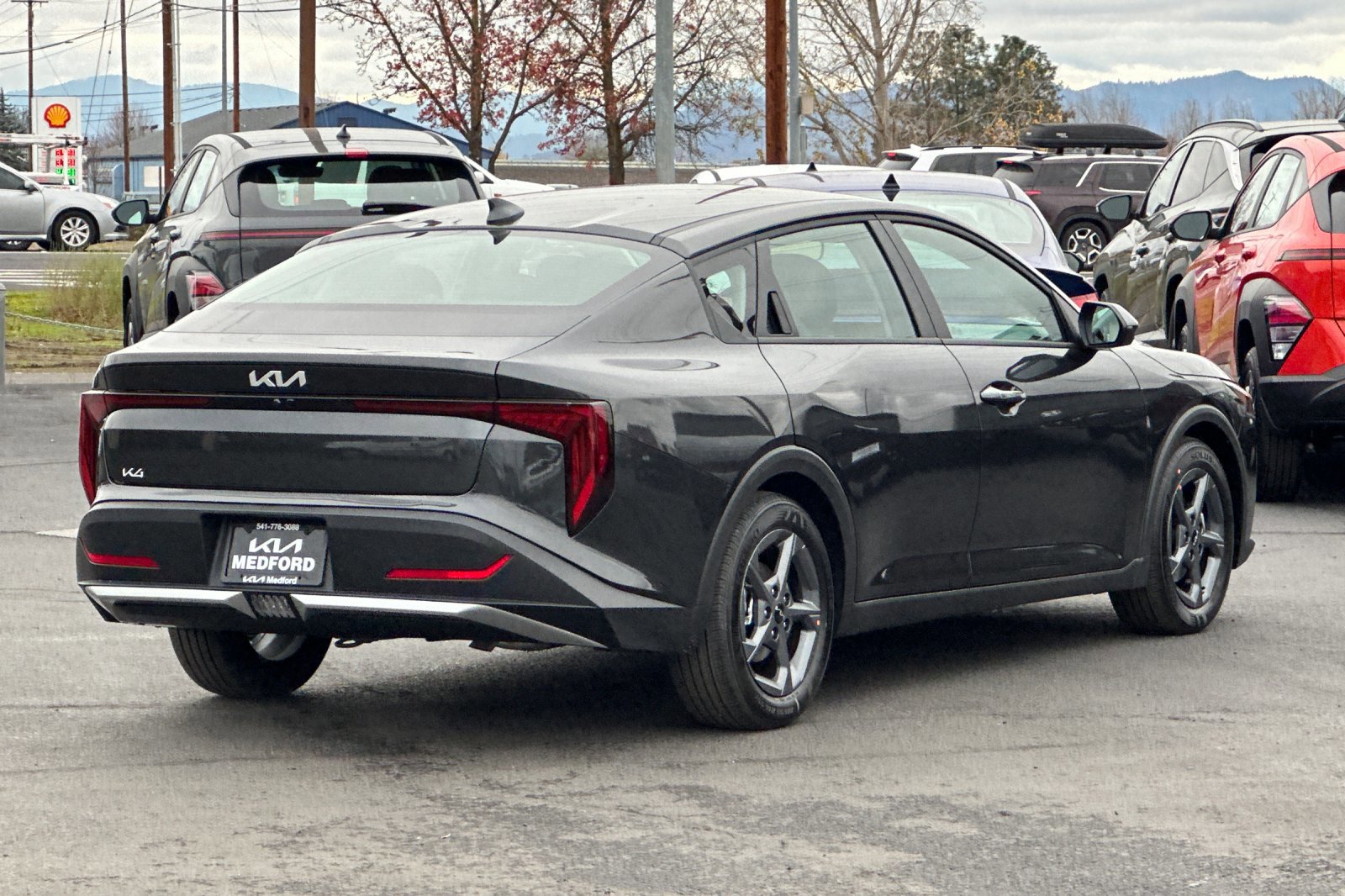 2025 Kia K4 LXS photo 2