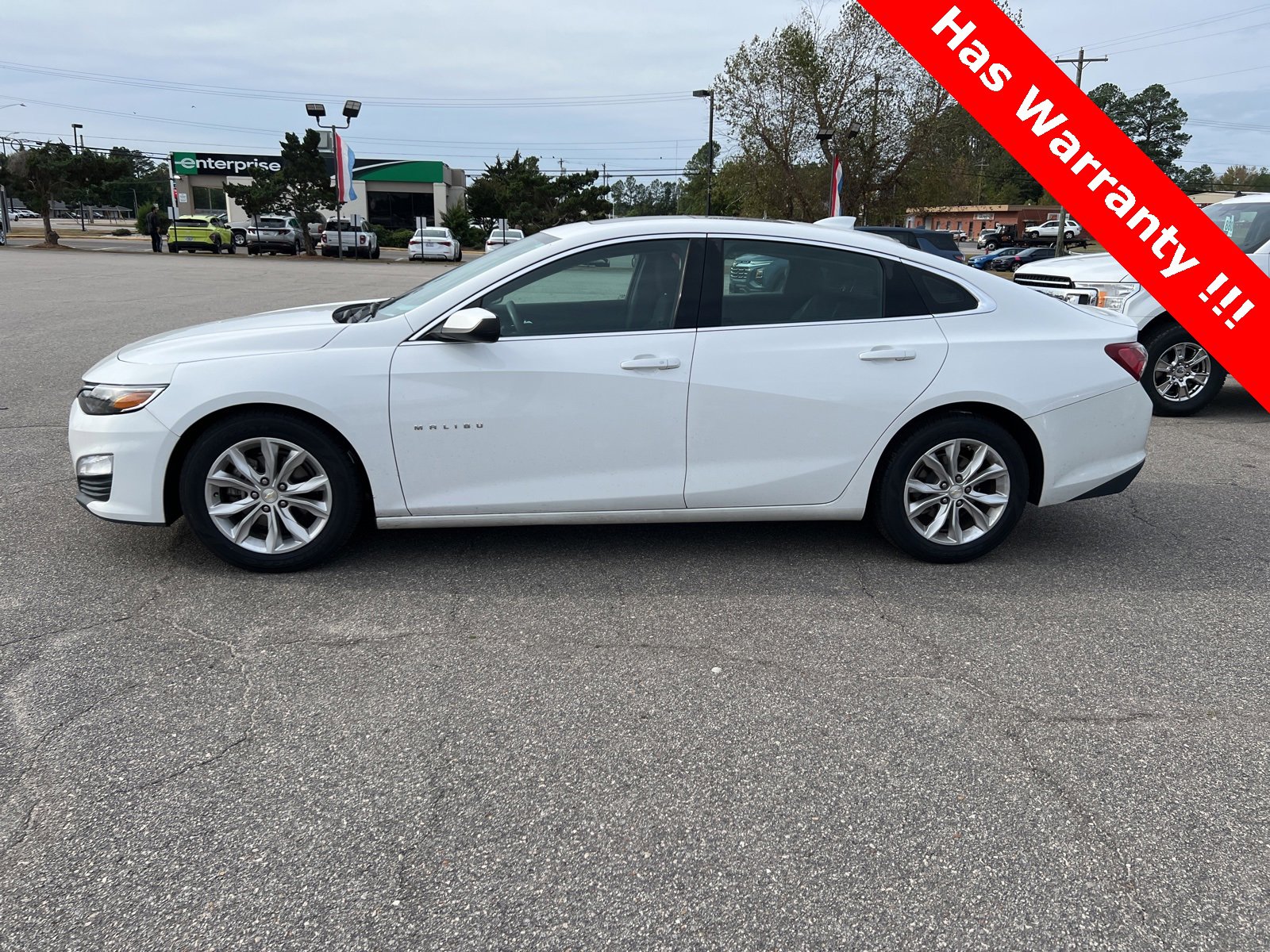 2021 Chevrolet Malibu 1LT photo 2