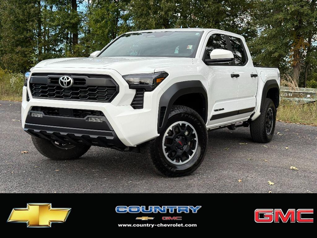 2024 Toyota Tacoma TRD Off Road's photo