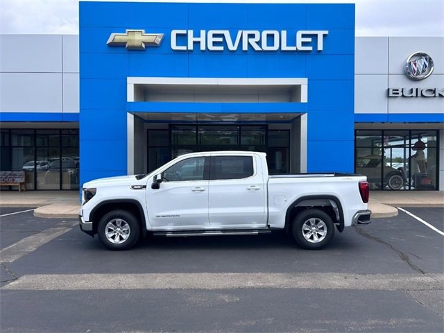 2026 GMC Sierra 1500 SLE's photo