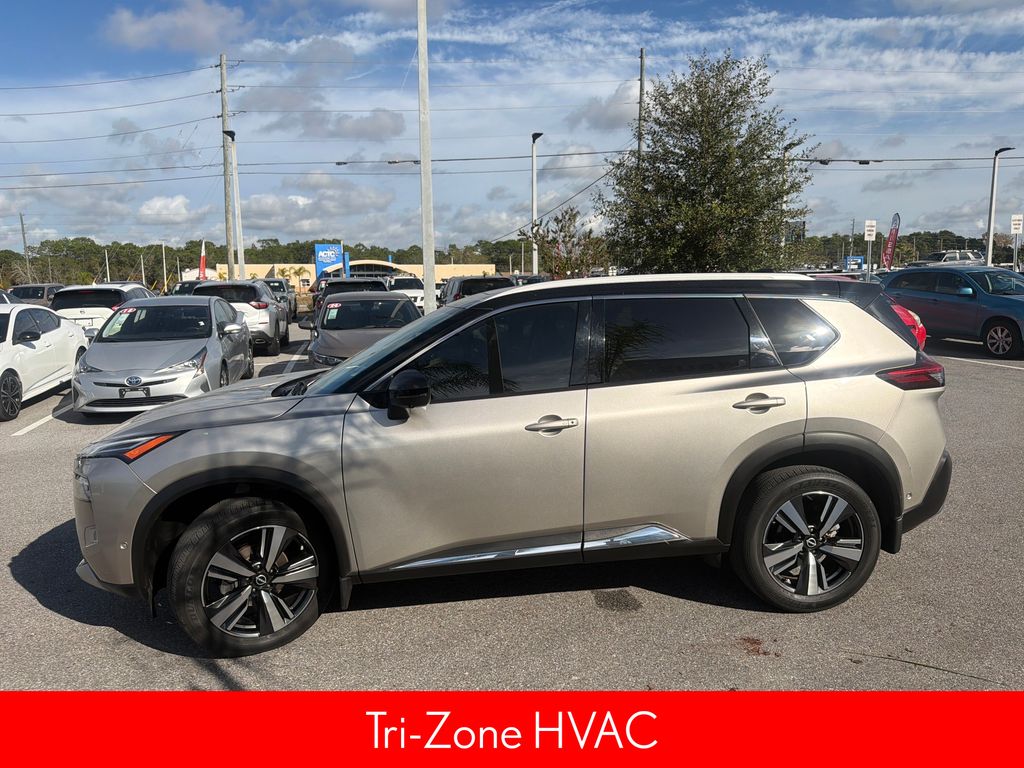 2023 Nissan Rogue Platinum photo 4