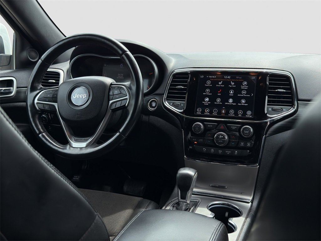 2020 Jeep Grand Cherokee Laredo photo 20