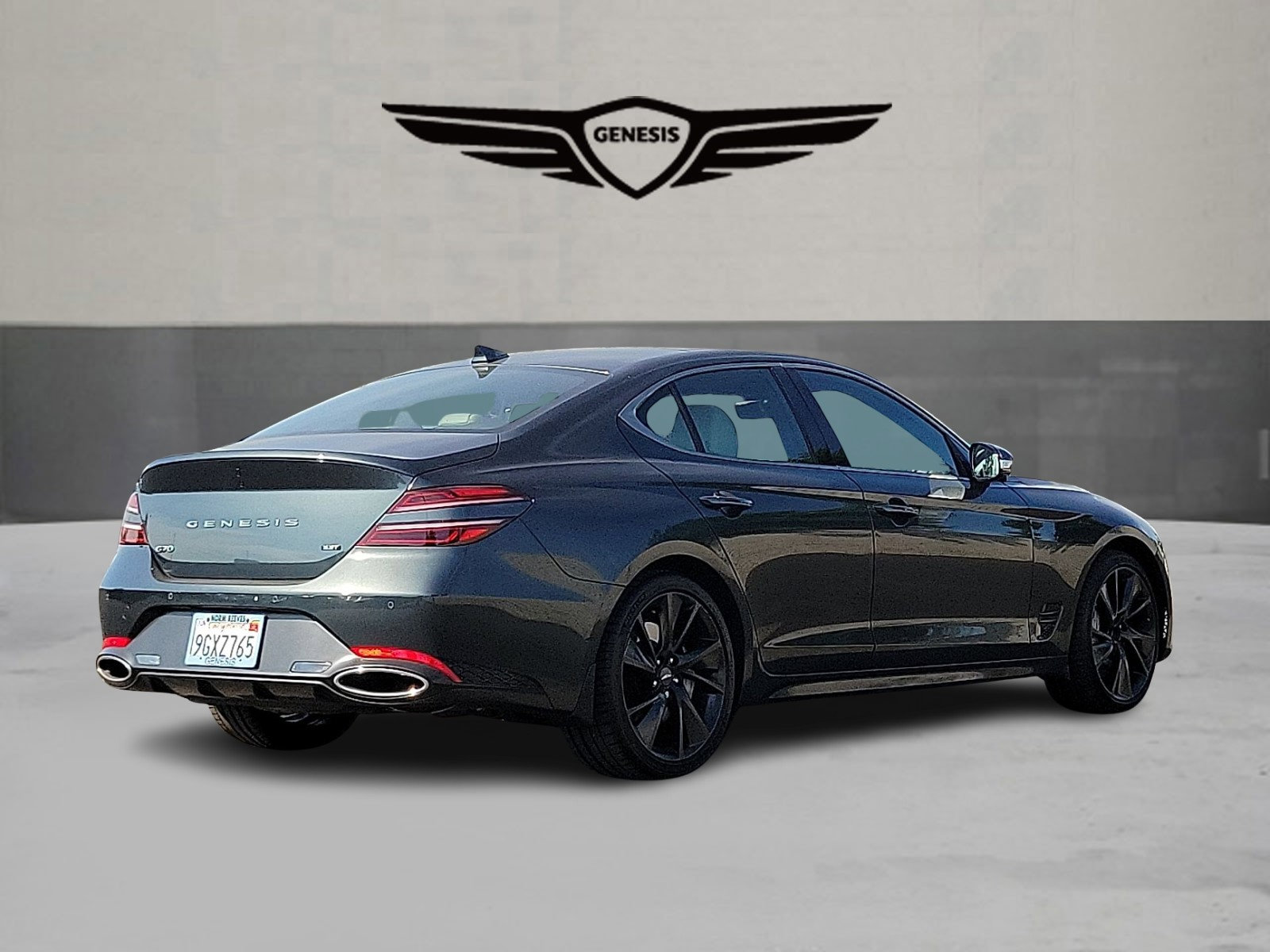 2023 Genesis G70 3.3T Sport Prestige Advanced photo 2