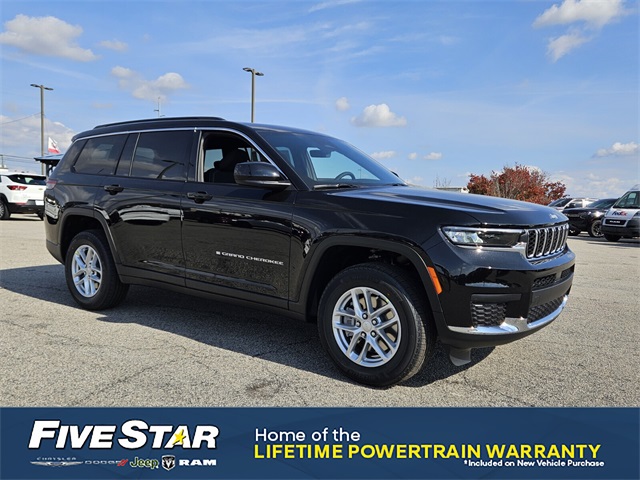 2025 Jeep Grand Cherokee L Laredo's photo